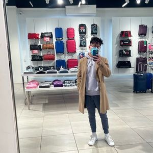 Meet your Posher, Roberto